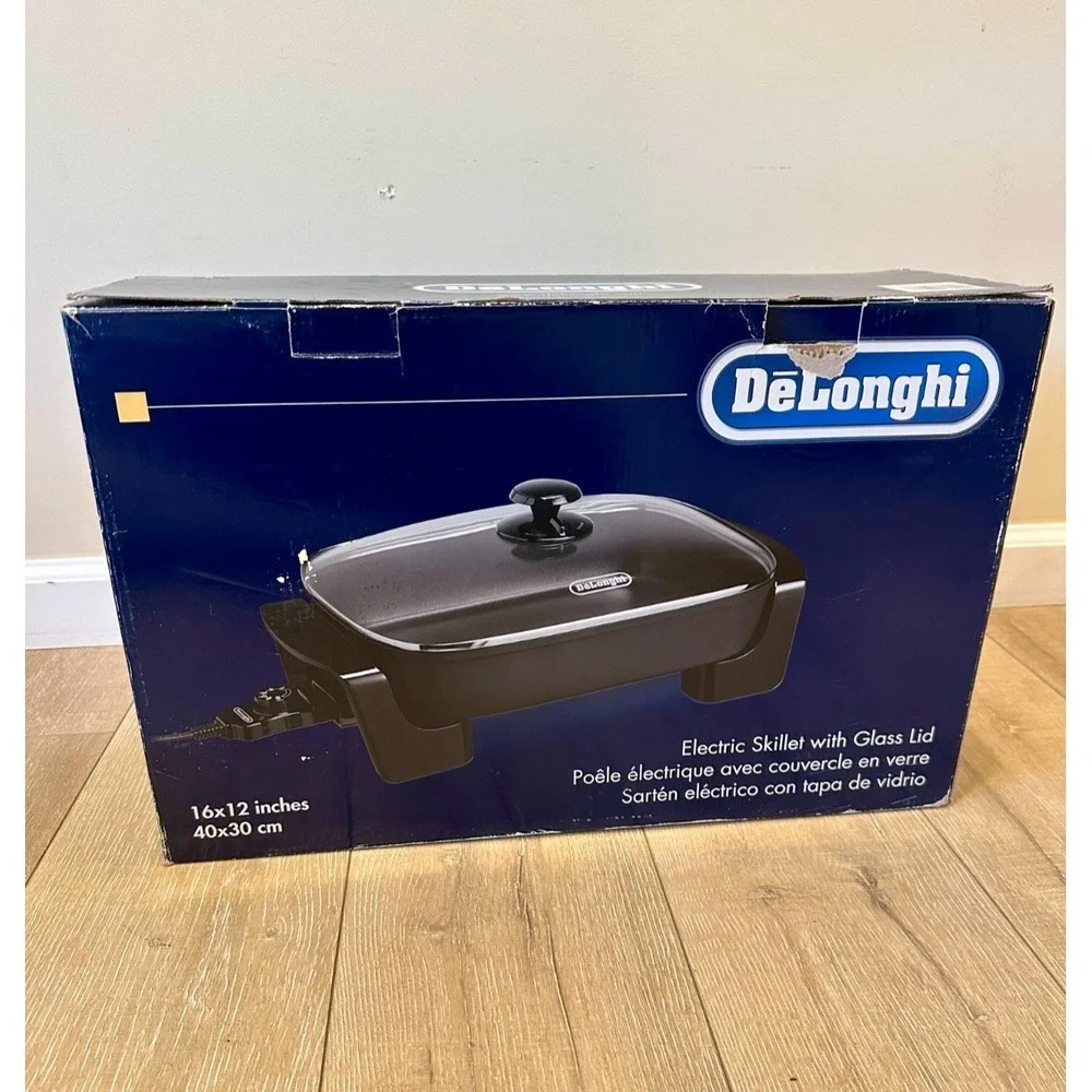 De'Longhi Electric Skillet BG45 with Tempered Glass Lid, 16